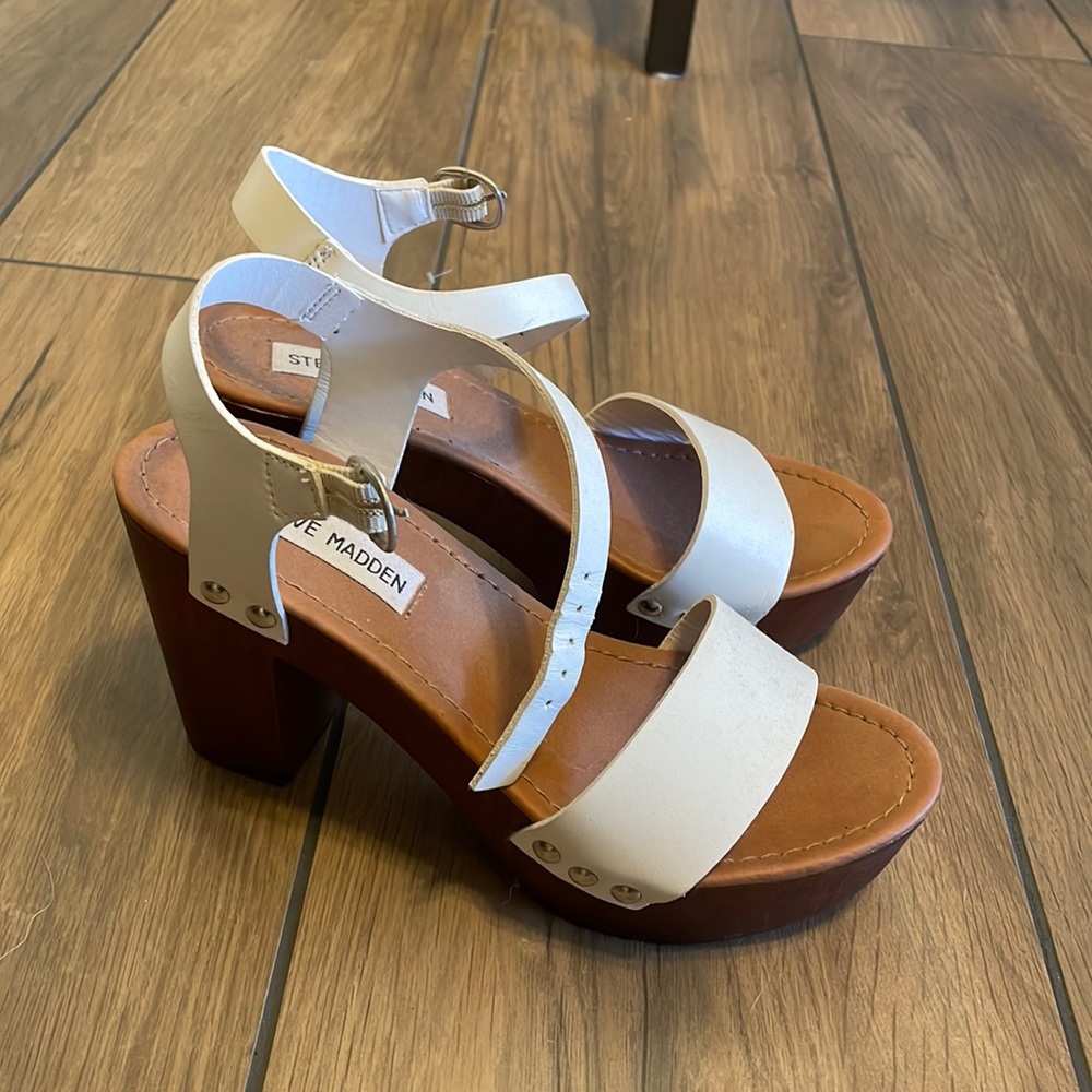 Steve Madden Heels White Wedge Clogs